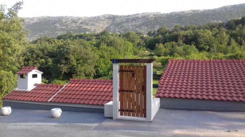 Villa Zrinka **** Svinisce Exterior photo